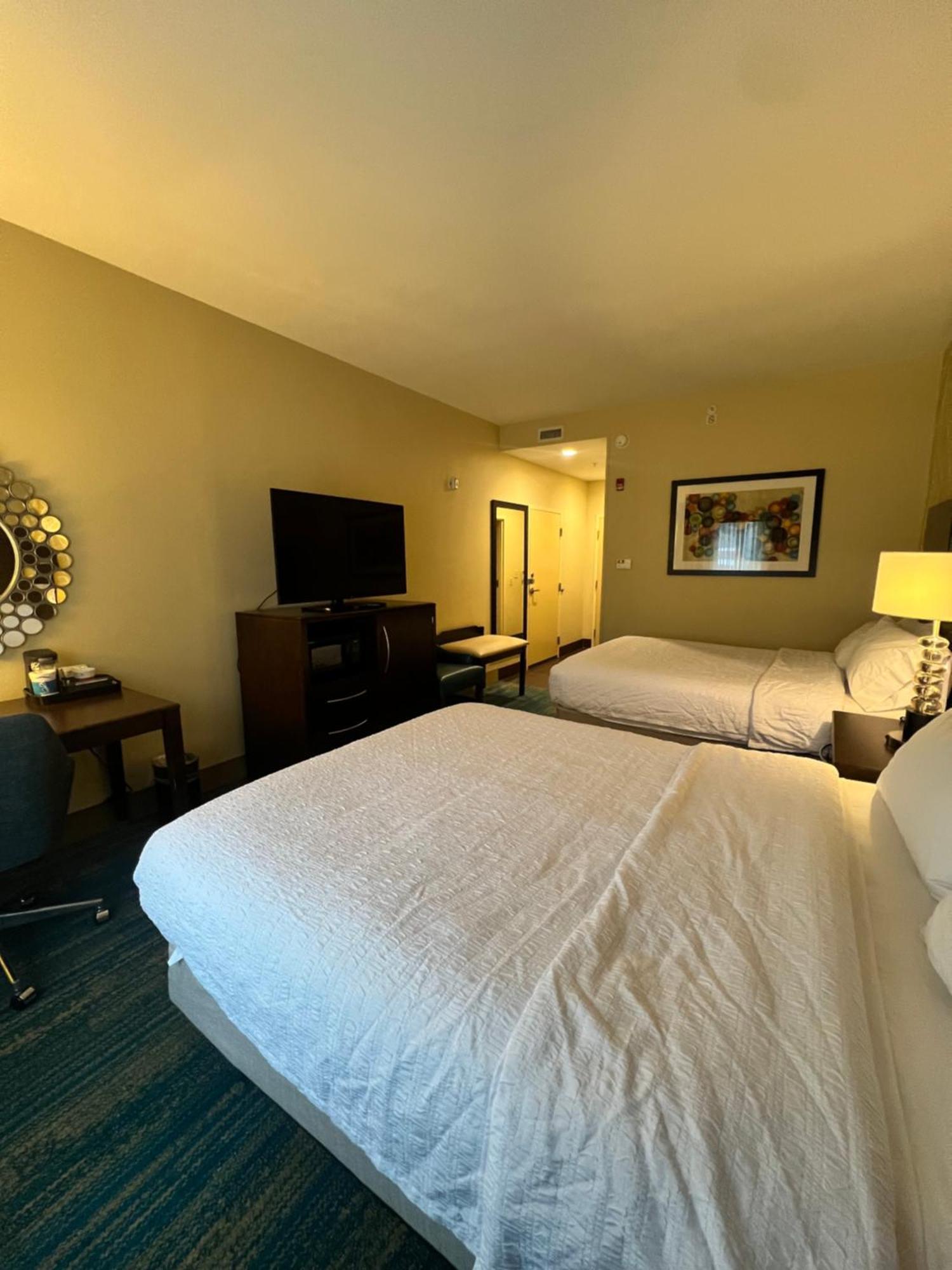 Hampton Inn & Suites Stroudsburg Bartonsville Poconos Ngoại thất bức ảnh